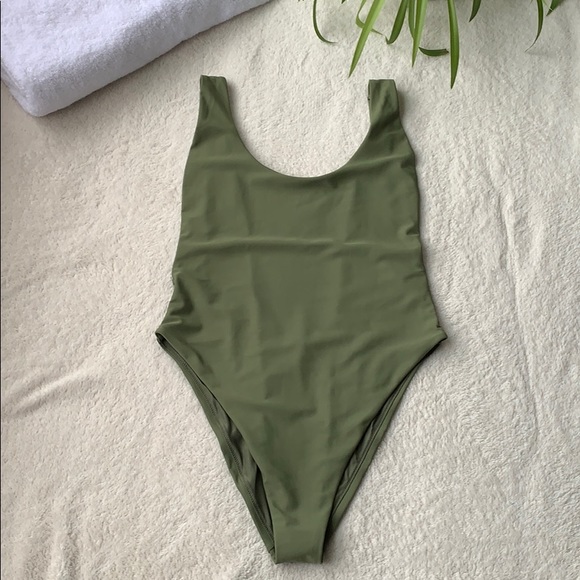 New 🌸Aerie’s One Piece Bathing Suit (High Cut)🌸 - Picture 3 of 7